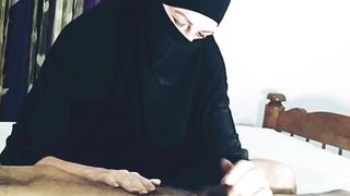Sexy Hands on Cock Giving Massage of Beautiful Girl In Hijab