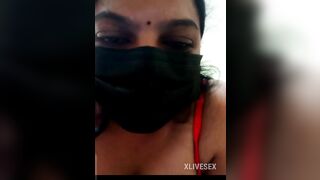 Desi Indian Marathi married aunty nude webcam show