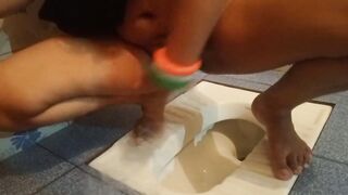 Indian Amateur Milf Pee Video In Public Restroom