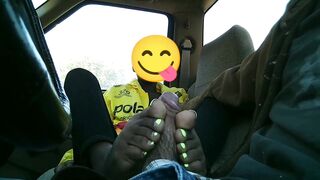 Silky ebony teen soles + yellow toes quick car footjob, hj finish