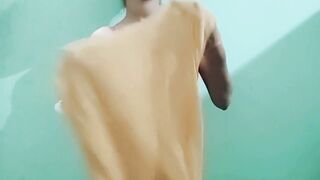18 years old Indian girl actress dance