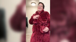 Sexy BBW Sings Song For You Naked