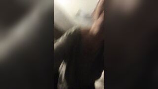 My girlfriends sister sucks my dick while she’s in the shower