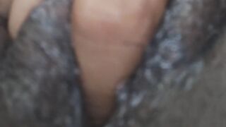 Pounding tight black pussy with a shaver handle (masterbation)