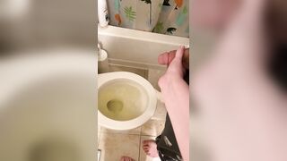 Aiming His Dick For Him Long 30 Second Piss Real Couple Piss Slut Amateur