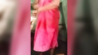 Desi indian girl bathing video