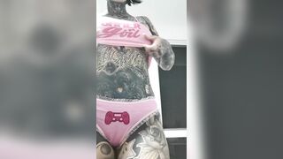 Cute gamer Girl Melody Radford being a slut